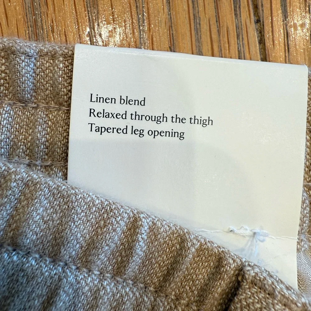 Banana Republic Light Tan Linen Pants